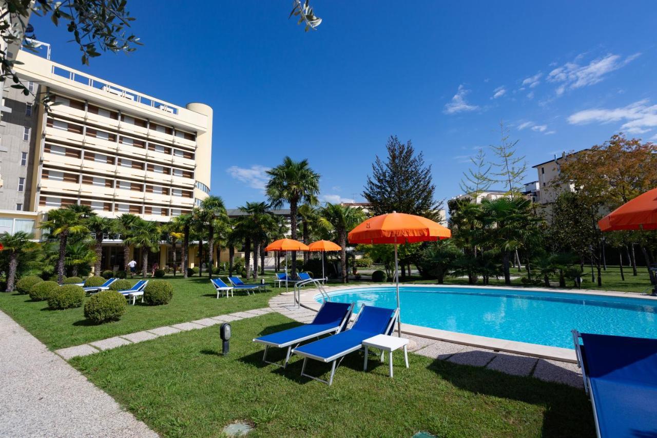 Hotel Savoia Thermae & Spa (Adults Only) أبانو تيرمي المظهر الخارجي الصورة